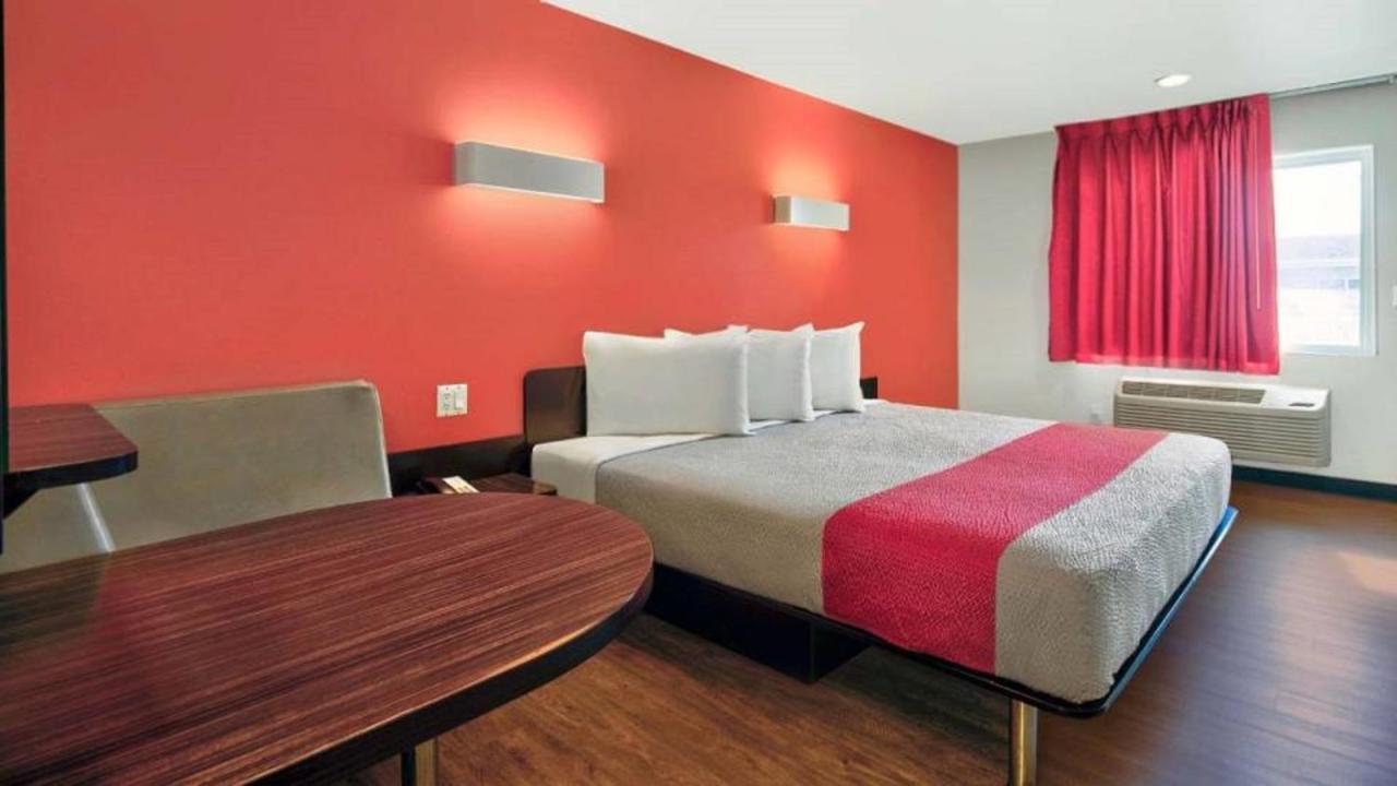 Motel 6 빅토르빌 외부 사진