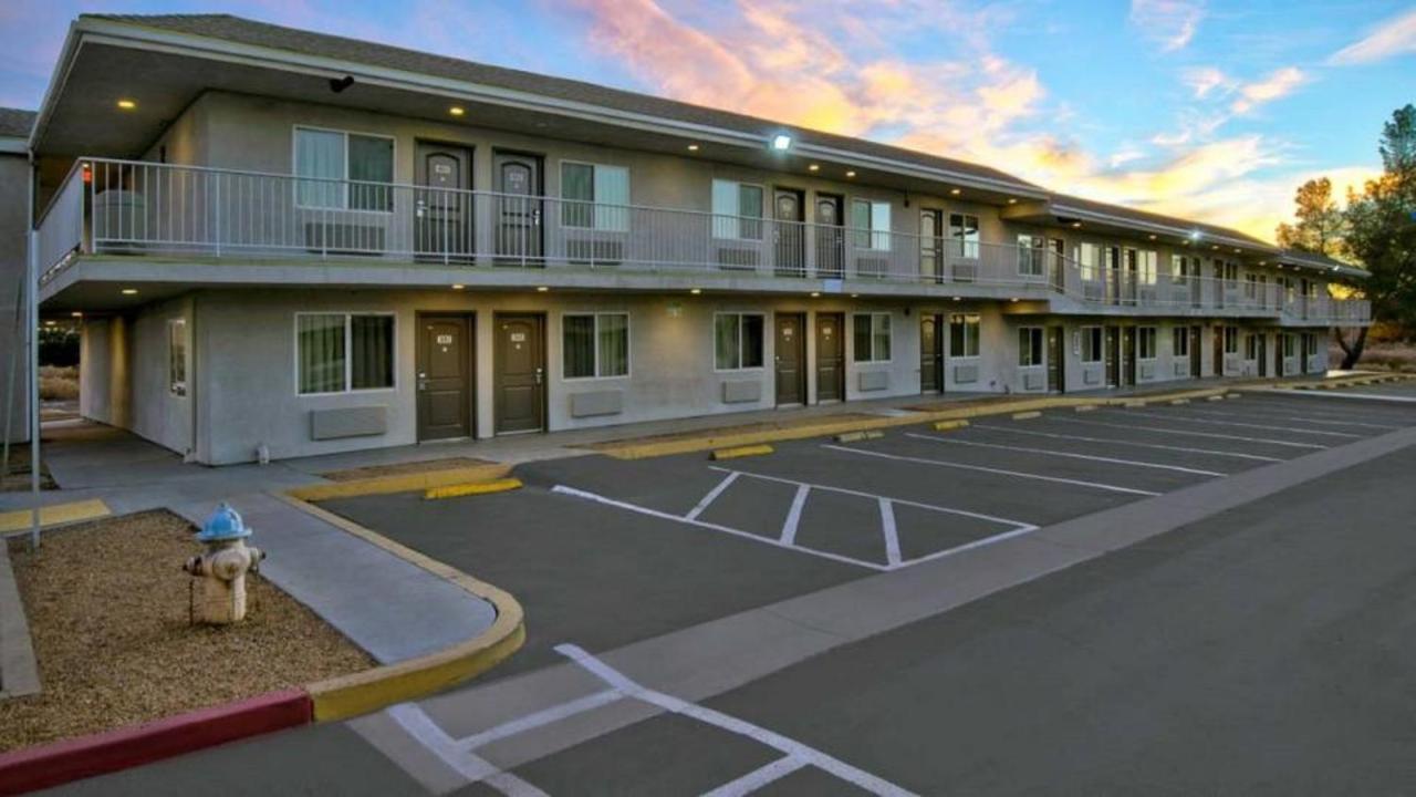 Motel 6 빅토르빌 외부 사진