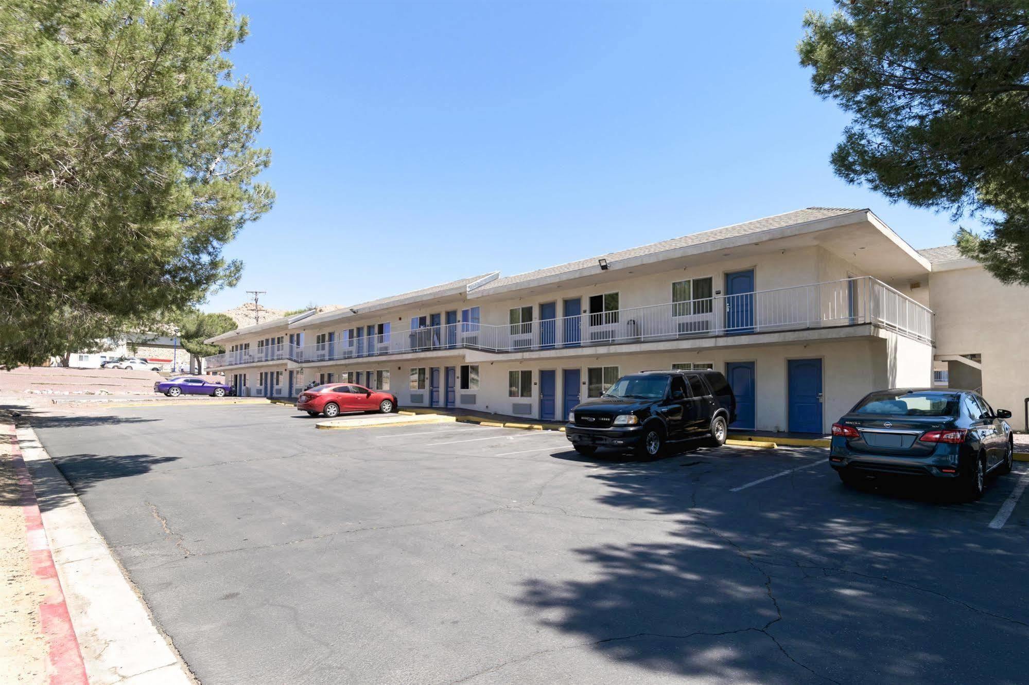 Motel 6 빅토르빌 외부 사진