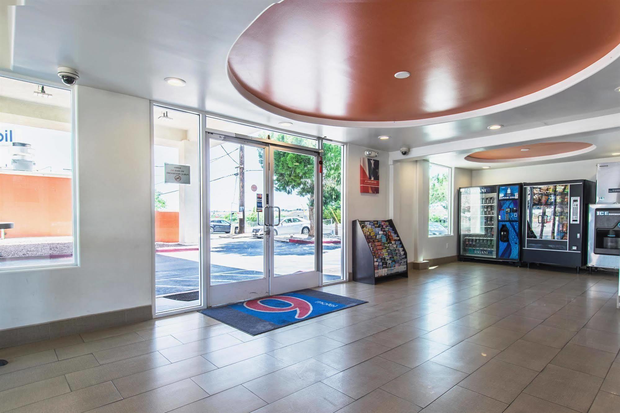 Motel 6 빅토르빌 외부 사진